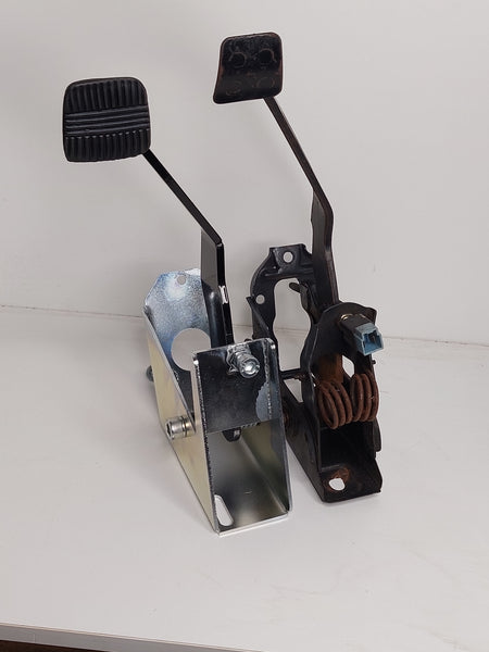 R32 Clutch Pedal