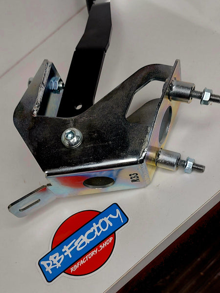 R33 Clutch Pedal