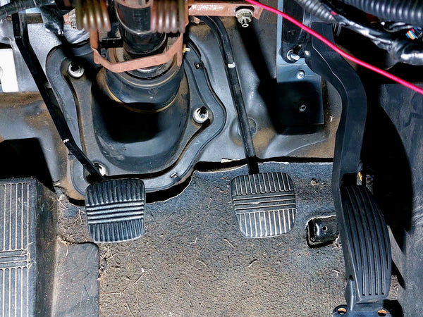 R33 Clutch Pedal