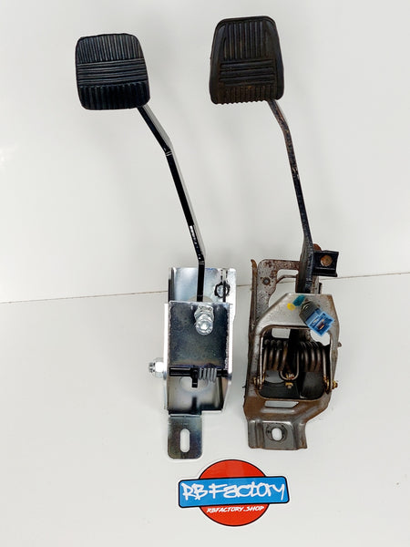 R33 Clutch Pedal